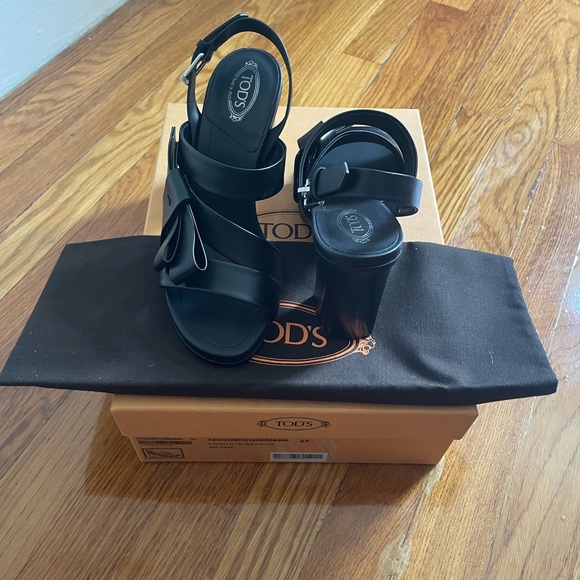 Tod’s Black Leather High Heel Sandals - Picture 2 of 5